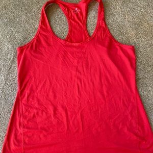 Women’s Athleta Chi tank top